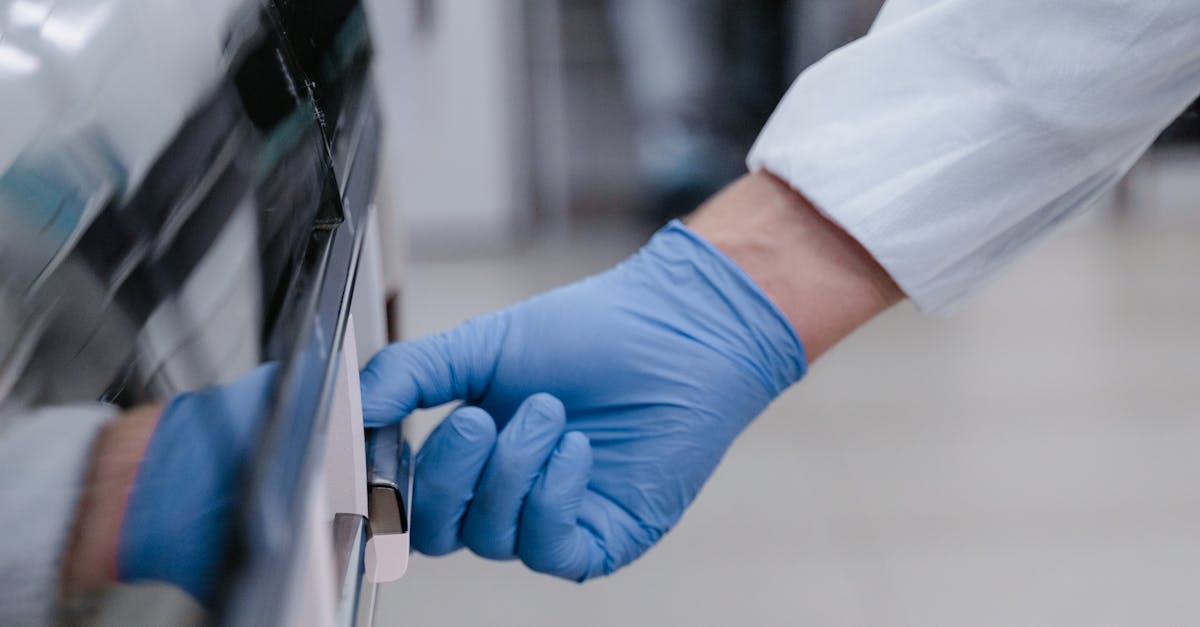 What is the meaning of defense medicine?